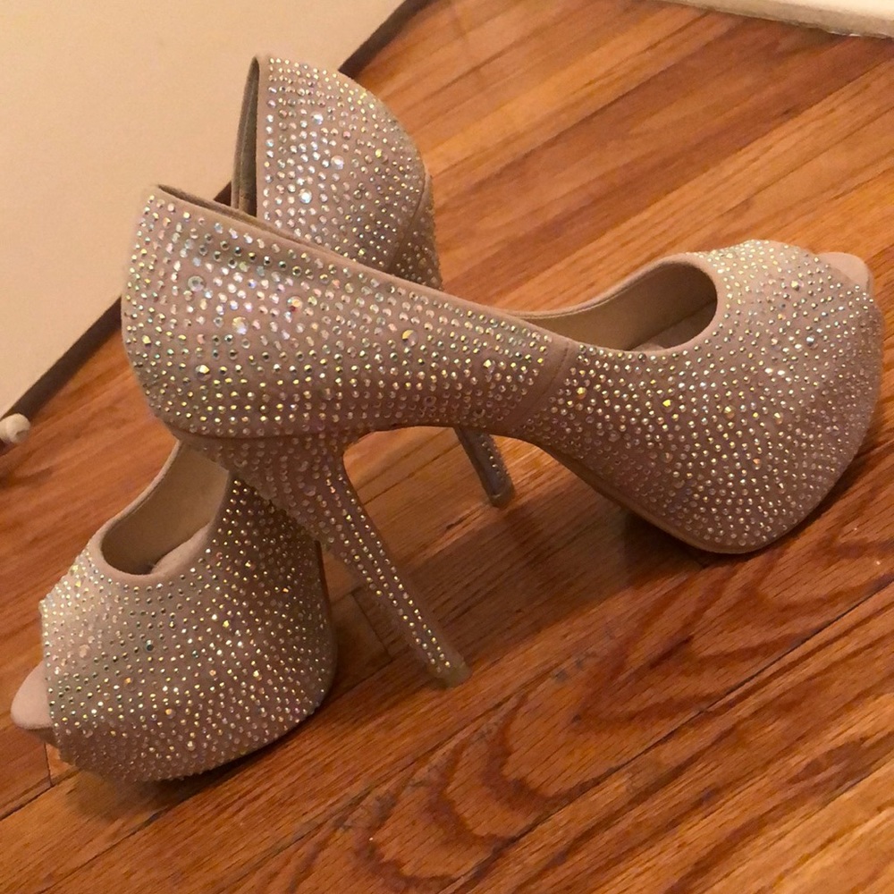 KISS MY KOUTURE, Nude Rhinestone Pumps - Picture 6 of 6